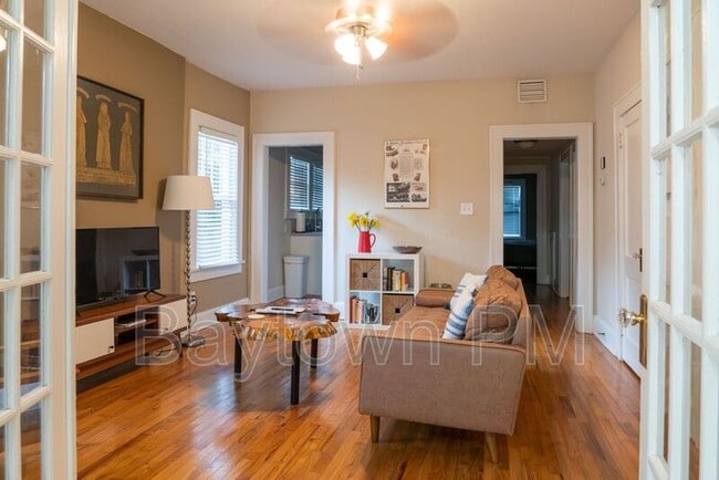 Building Photo - 8334 Diagonal Rd N Unit 1