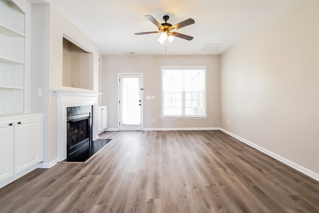 240 Haywood Ln