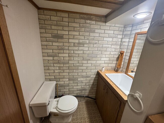 Photo - House across from Waverly Highschool!