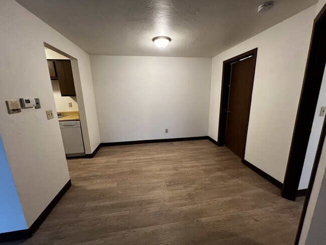 Photo - 2760 Humboldt Rd