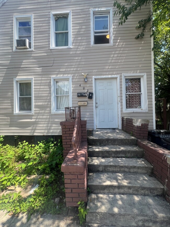 Photo - 402 S 8th St Unidad 3