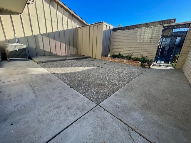 Photo - 2603 Carlton Ln