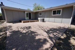 Building Photo - Fully Renovated 3BD/2BA Ranch Home in Sher...