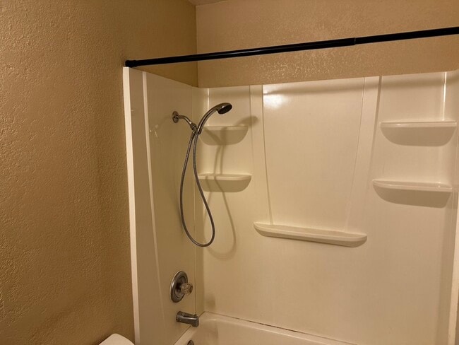 Photo - 6031 Northcrest Cir Unit #4