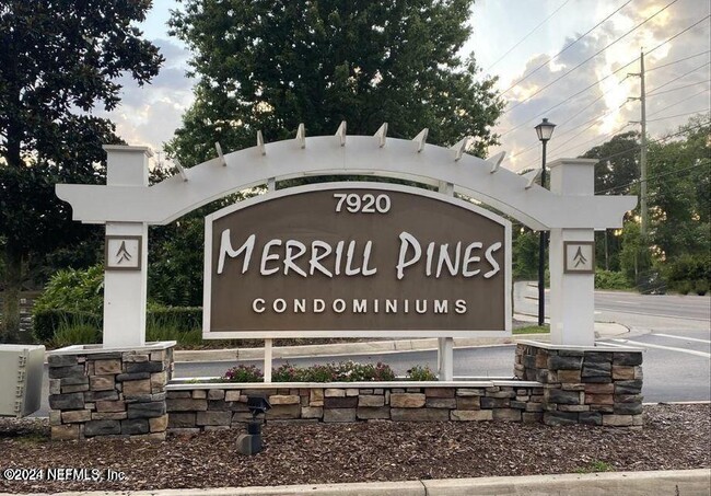 Photo - 7920 Merrill Rd Condominio Unidad 516