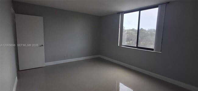 Photo - 901 Hillcrest Dr Unidad 311