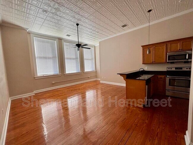 Photo - 1204 Broad St