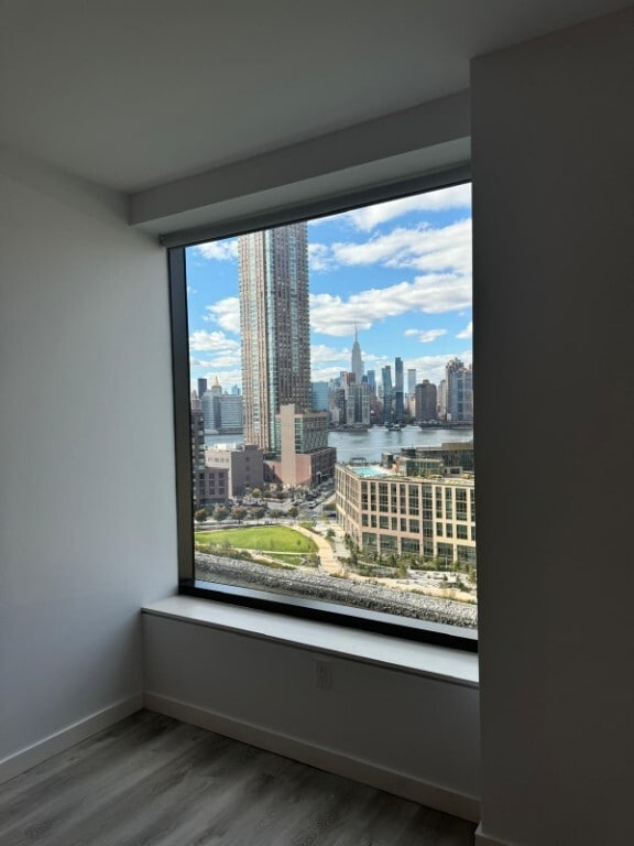 Photo - 77 Commercial St Unidad 403