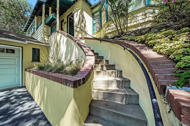 Photo - 7503 Willow Glen Rd