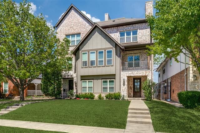 Photo - 5921 Oram St