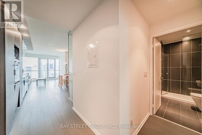 Photo - 70 Temperance St Unité 3217