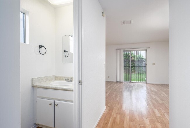 Photo - Charming Artesia Gem!