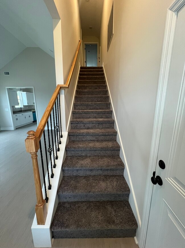 Photo - 102 Bennett St