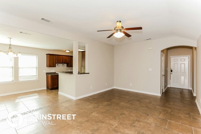 Photo - 3448 Heatherbend St