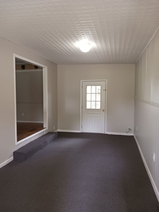 Photo - Well-Maintained 3 Bedroom / 2 Bath Ranch Home