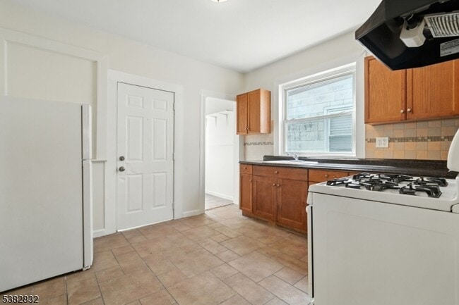 Photo - 178 N 16th St Unit 2