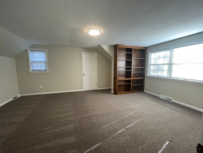 Bedroom - 476 Allentown Rd