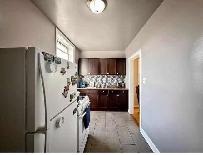 Photo - 4259 W Addison St Unit ONE BEDROOM