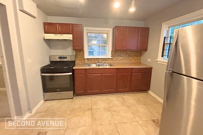 Photo - 10159 S Rhodes Ave