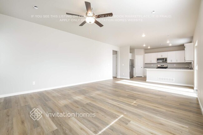 Photo - 2174 Alyssa St