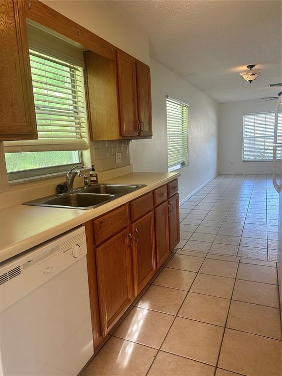 Photo - 221 N Adelle Ave