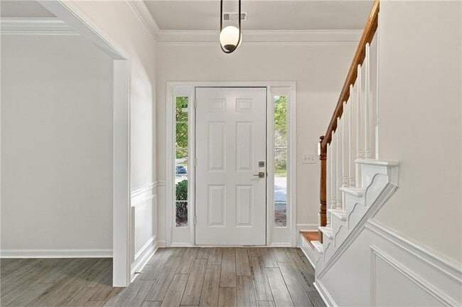2280 Orleans Ave