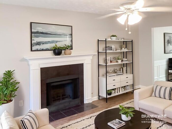 Photo - 3725 Patti Pkwy