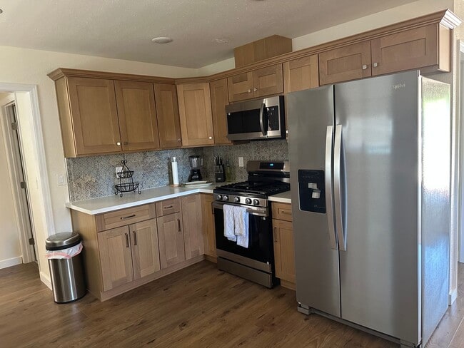 Photo - Bonus room! Beautifully furnished