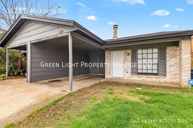 Photo - 3423 S Meadow Dr