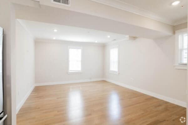 Building Photo - 19 Beston St Unit 2 Rental