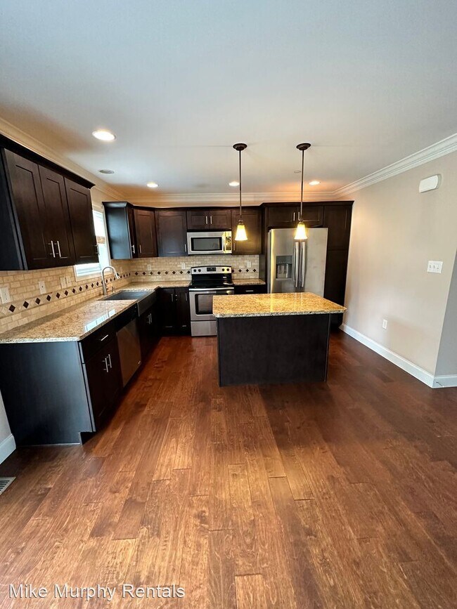 Photo - 3 br, 2.5 bath House - 2173 Versailles Drive