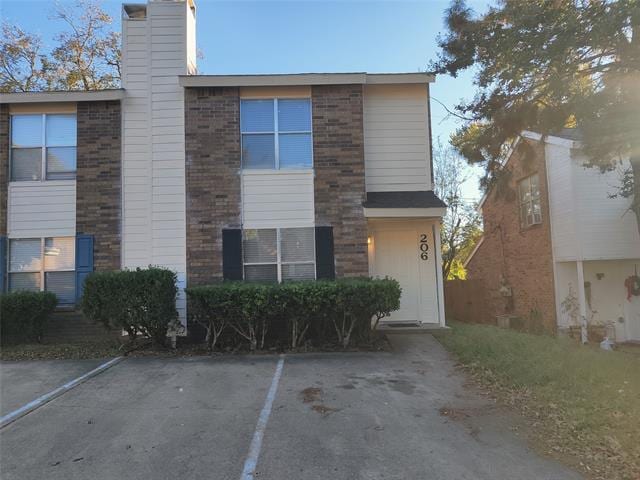 Photo - 206 Country Bend