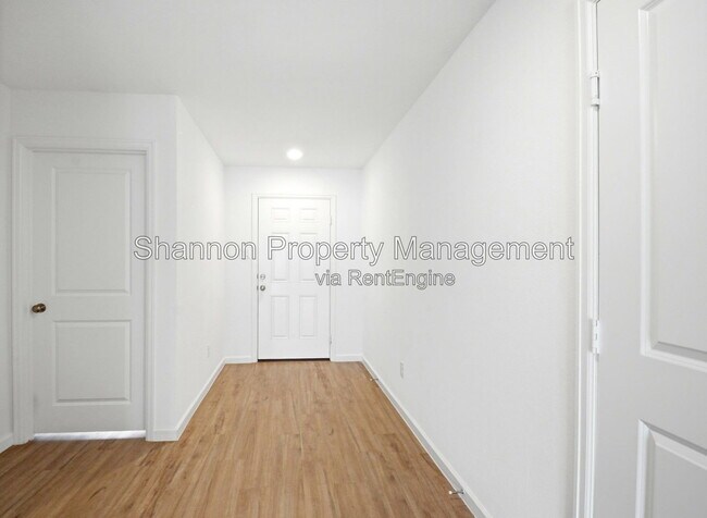 Photo - 27147 Breakaway Ln