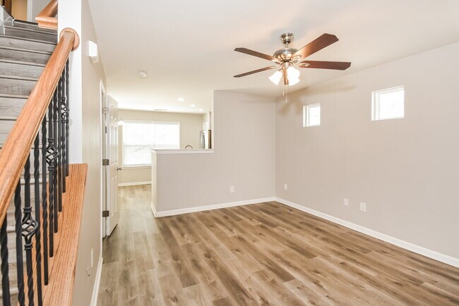 Photo - 6225 Smoke Ridge Ln