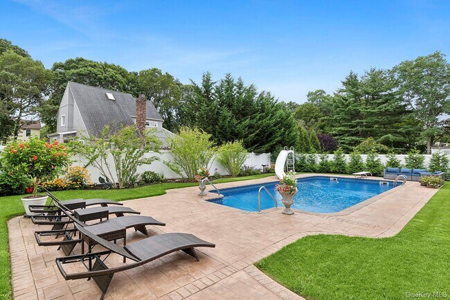 Photo - 48 Fanning Ave