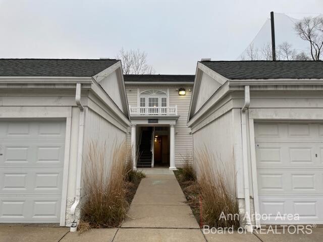 2245 S Main St