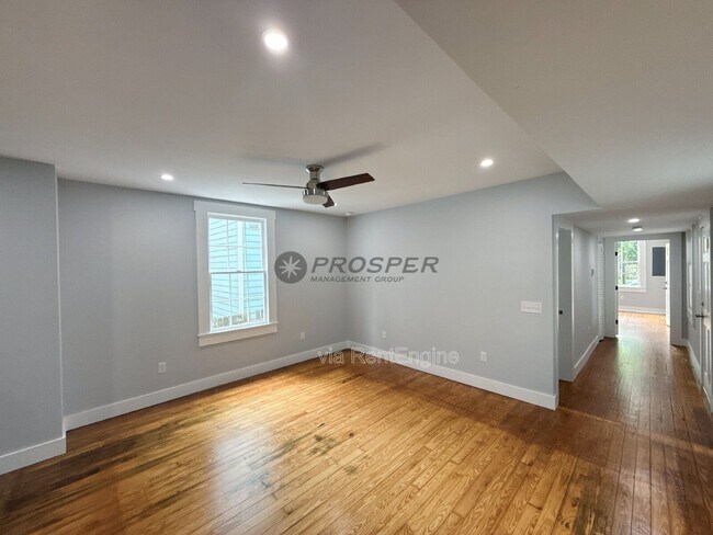 Photo - 250 Rutledge Ave