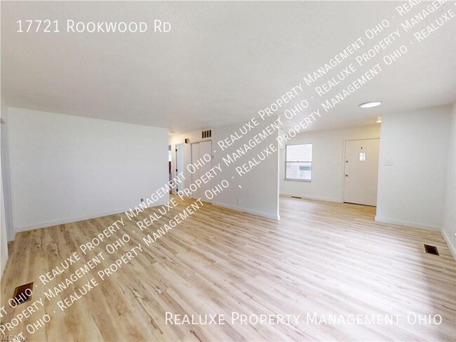 Photo - 17721 Rookwood Rd