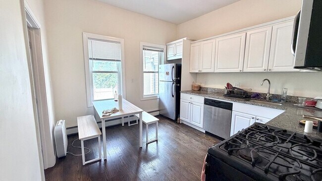Photo - 11 Seckel St Unit 1