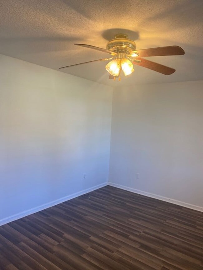 Photo - 3 bed 2 bath Brick Ranch