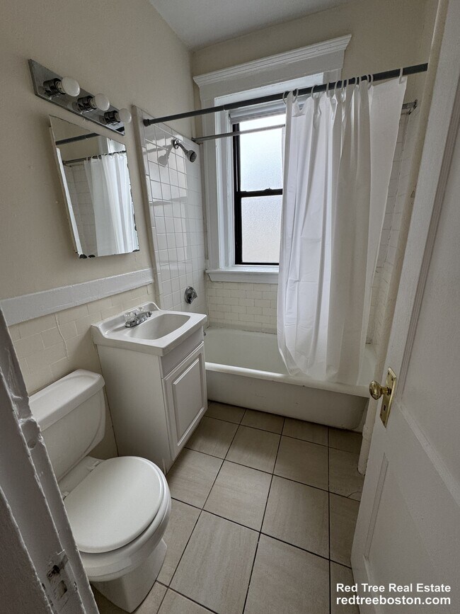 Photo - 1144 Commonwealth Ave Unit 38