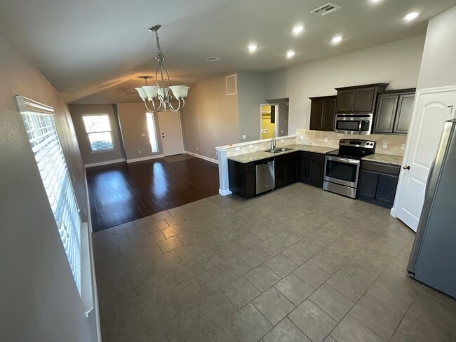 Photo - COMING SOON: Beautiful 3BR/2BA Home in Jop...