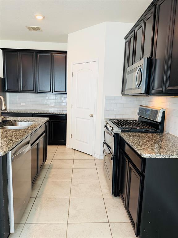 Photo - 2013 Hat Bender Lp