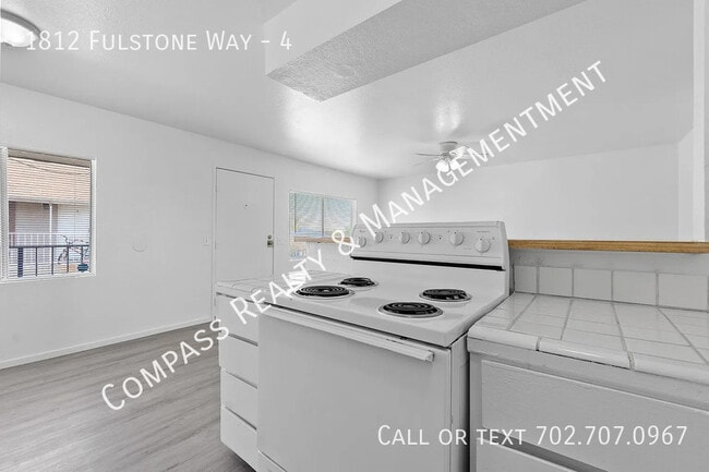Building Photo - 1812 Fulstone Way Unit 4