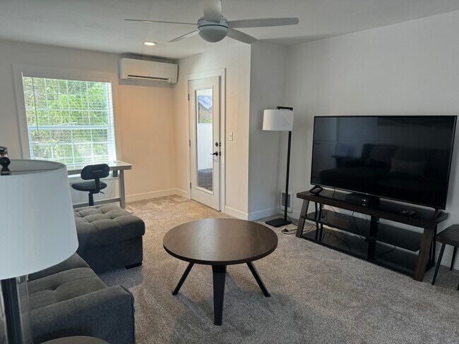 Living Room and entrance - 186 E Blanchard Lake Rd