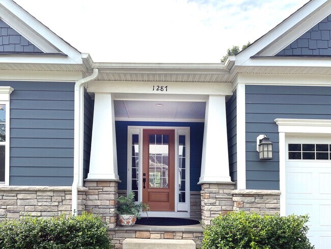 1287 Penfield Ln