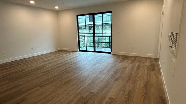 Photo - 4315 S Congress Ave Unit 316