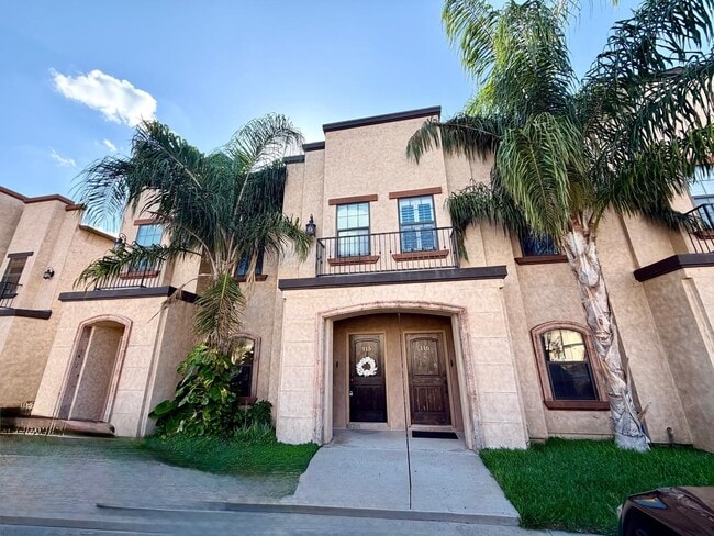 Building Photo - 8216 Casa Verde Rd Unit B-115
