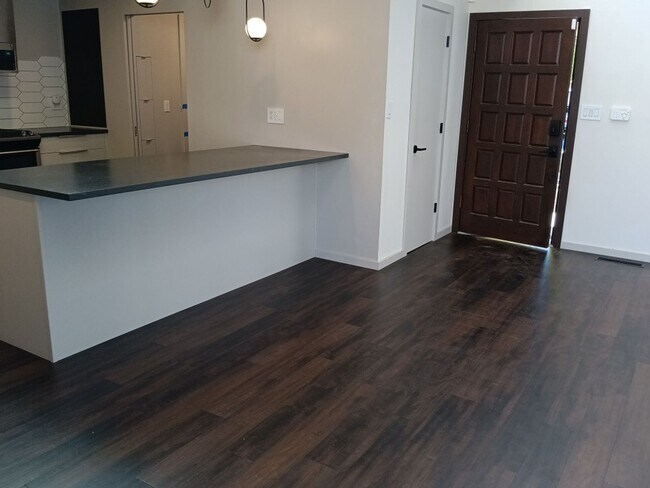 Photo - 4 Bedroom, 3 Bathroom Home! Schedule a Sho...