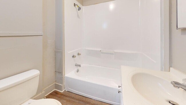 Photo - 515 Newton Ave NW Apartment Unit 515 Newton Ave -  2